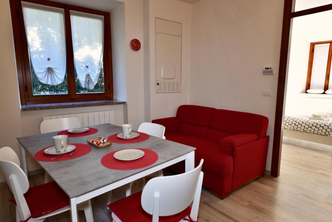 Casa Caterina - Riva Di Solto - Iseo Lake Buitenkant foto