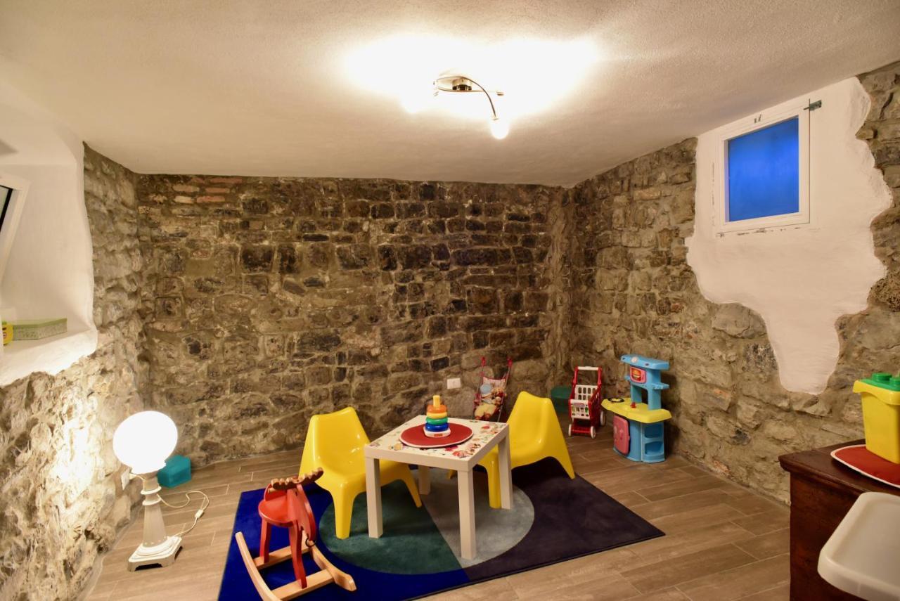 Casa Caterina - Riva Di Solto - Iseo Lake Buitenkant foto