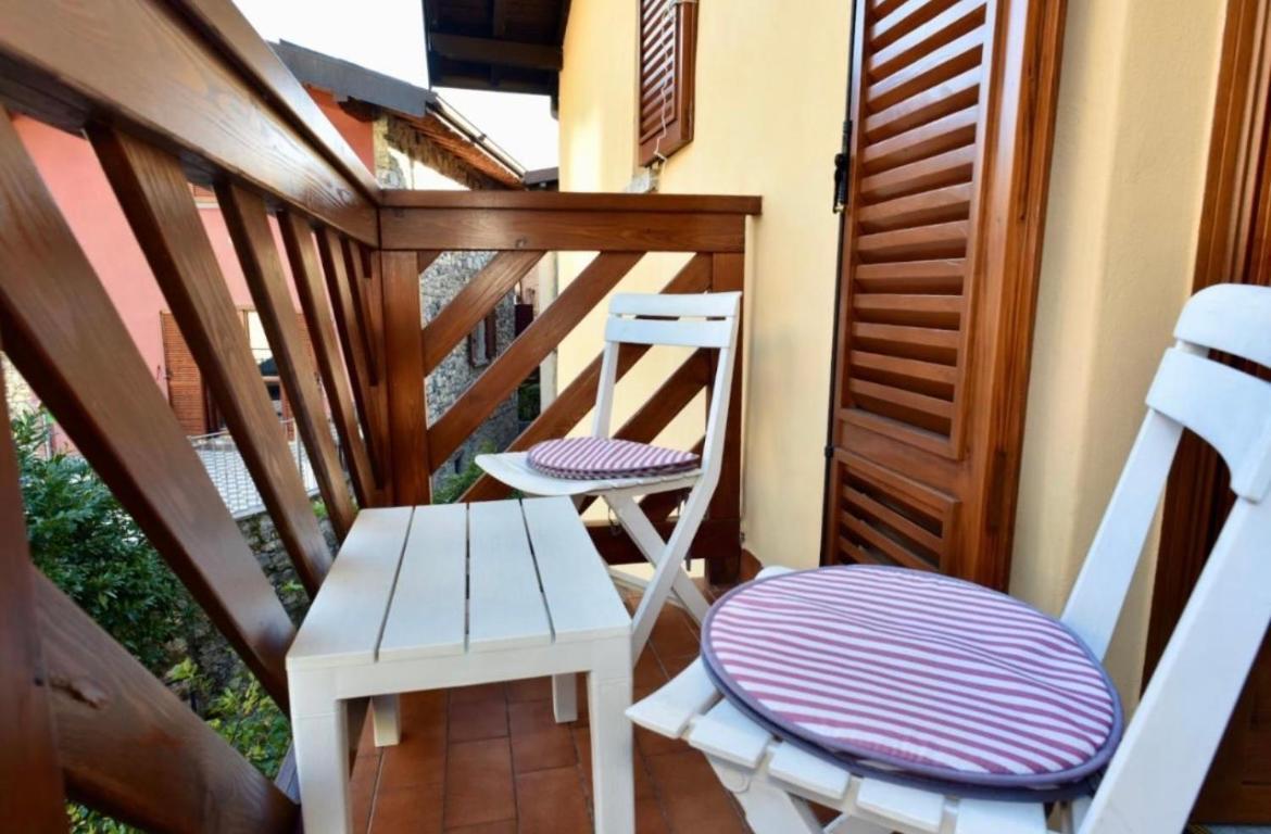 Casa Caterina - Riva Di Solto - Iseo Lake Buitenkant foto